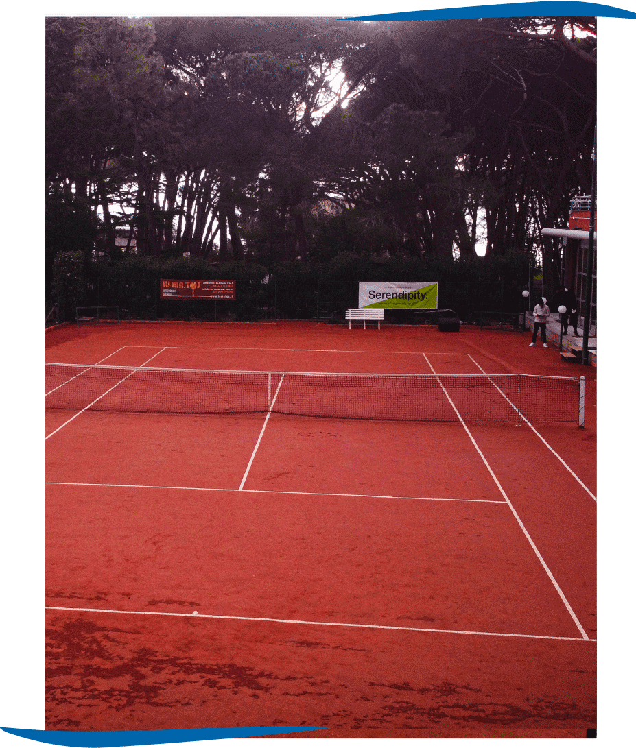 Campo da tennis a Castiglioncello